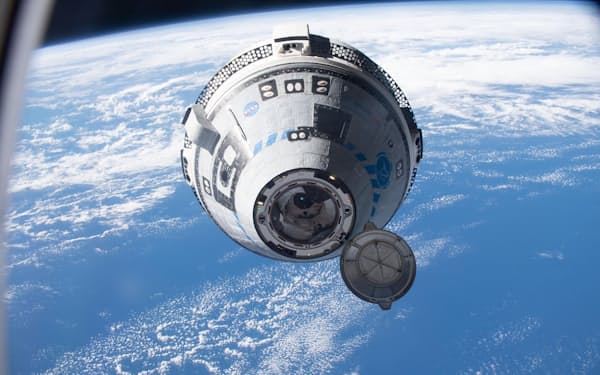 国際宇宙ステーション（ISS）に接近するスターライナー（2022年5月）=NASA提供