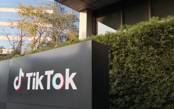 TikTokは生成AIでつくられた動画や画像を自動で見分ける仕組みを取り入れる（米ロサンゼルスの拠点）