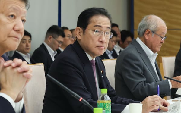 4日の経済財政諮問会議に出席した岸田文雄首相(首相官邸)