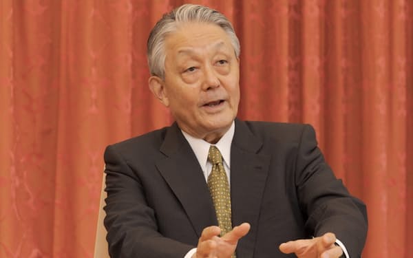 資本コストや株価を意識して経営していると言う割には日本企業のPBRは低いと指摘するJPX山道CEO(写真=小林淳)