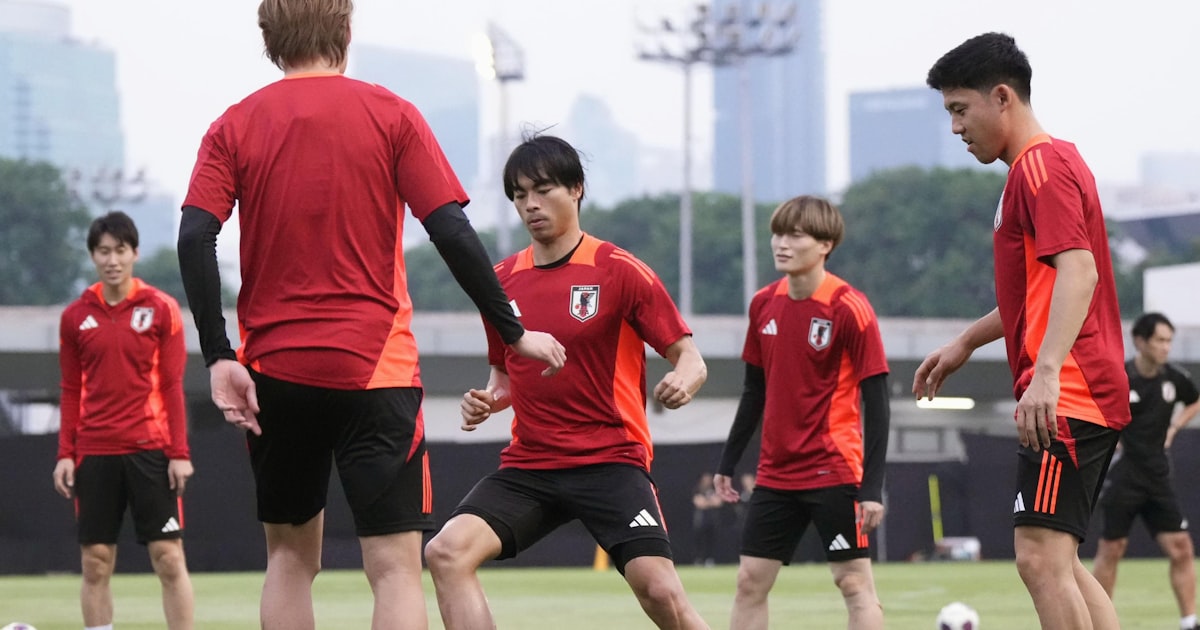 サッカー日本代表、15日にインドネシア戦 三笘薫ら調整 - 日本経済新聞