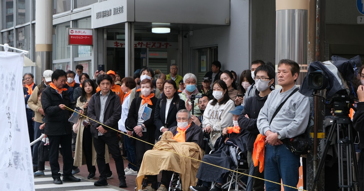 17日投開票の兵庫県知事選挙、最終盤突入で候補者訴え - 日本経済新聞