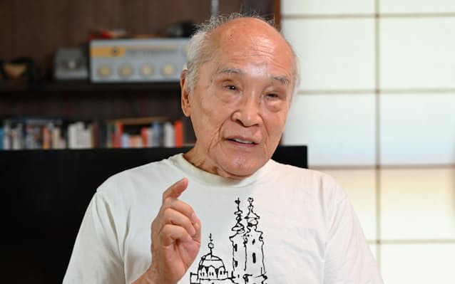 詩人の谷川俊太郎さん死去、92歳 「二十億光年の孤独」 - 日本経済新聞