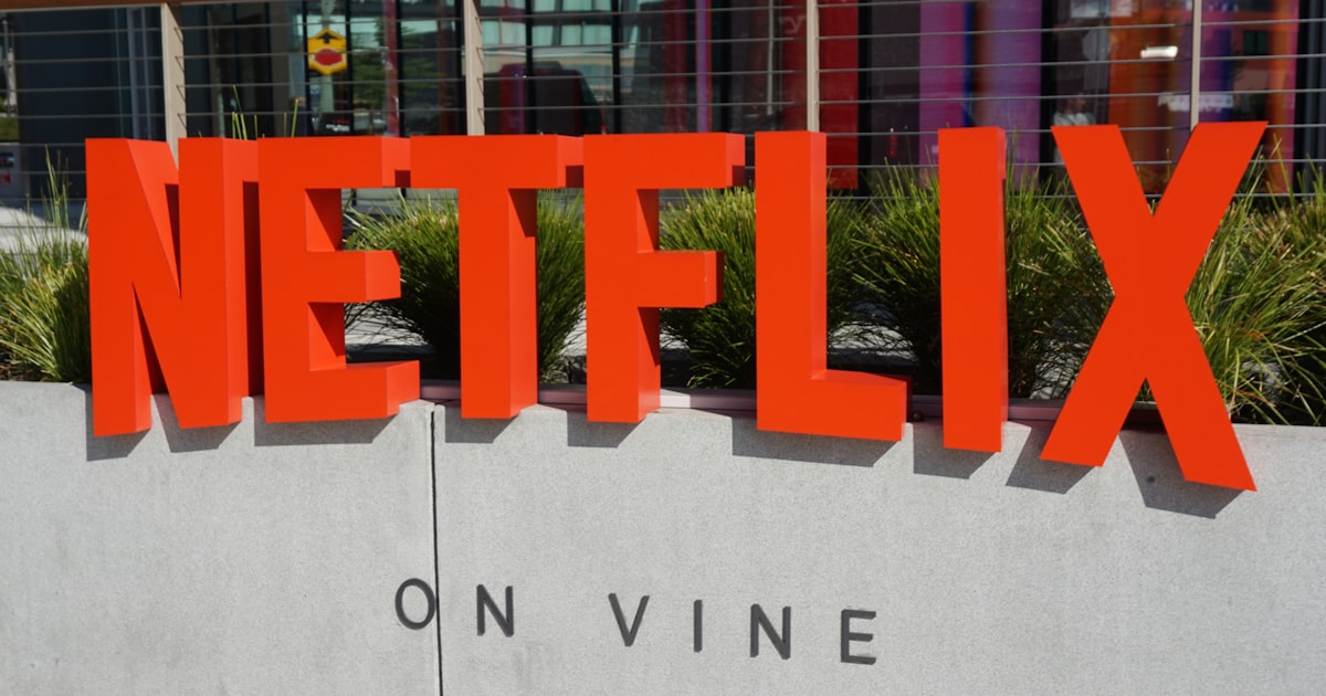 Netflix日本トップ「有料会員1000万世帯を突破」 4年で倍 - 日本経済新聞