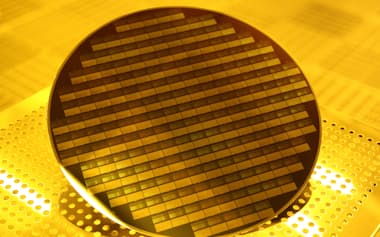 半導体ウエハー事業は先行きの不透明感が増す