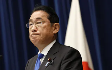 記者会見で自民党総裁選への不出馬を表明する岸田首相=8月14日、首相官邸