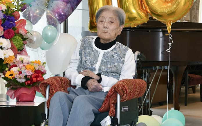 世界最高齢の糸岡富子さんが死去、116歳 兵庫・芦屋 - 日本経済新聞