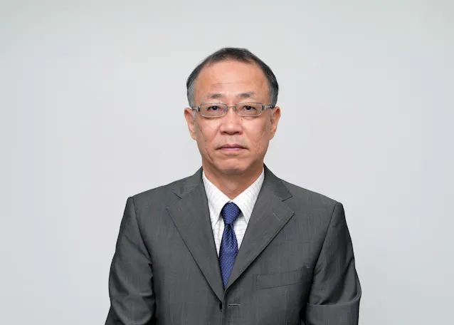外務次官に船越健裕氏 外務審議官は鯰博行氏 - 日本経済新聞
