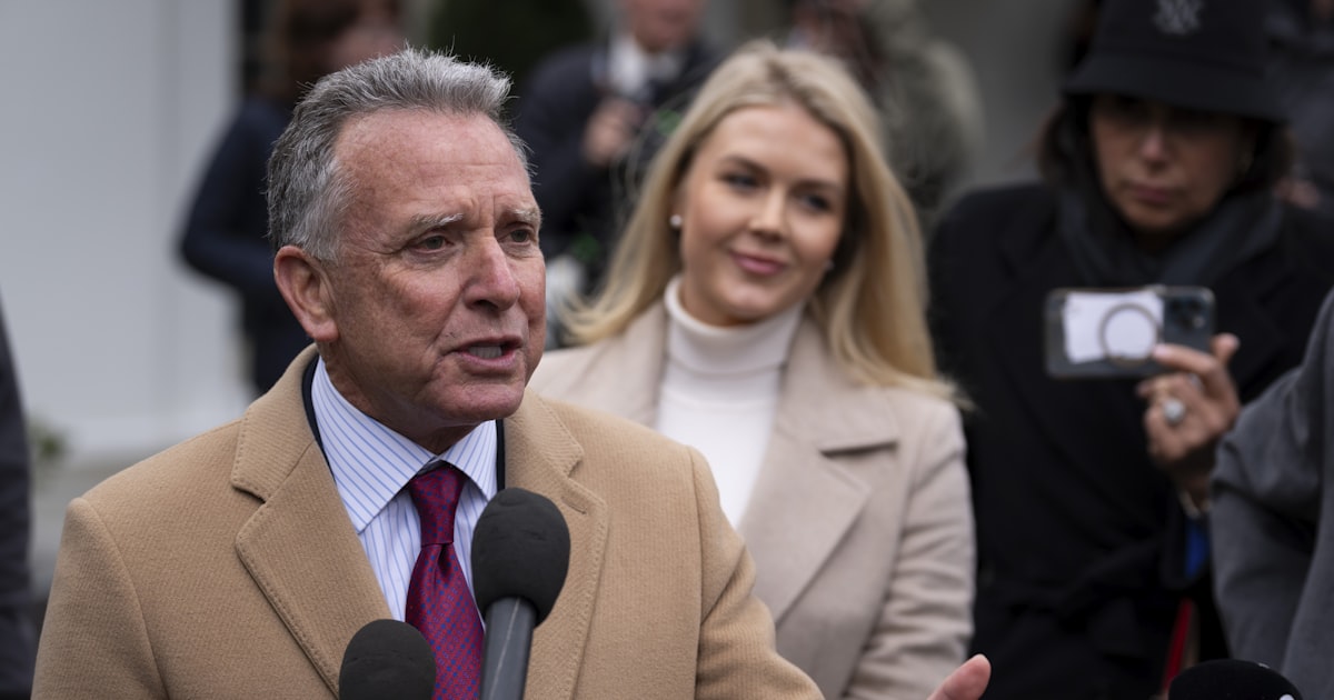 トランプ氏側近、プーチン氏面会に「8時間待ちぼうけ」 - 日本経済新聞