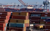 米国による中国船の入港規制は世界の海上貿易の混乱を招く可能性がある(写真はロサンゼルス港)=ロイター