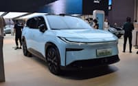 トヨタが中国で3月に発売したEV「bZ3X」の納車は1万台を超えた(4月下旬、上海市)