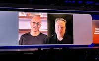 マイクロソフトの開発者会議にビデオ出演したマスク氏㊨(19日、シアトル)