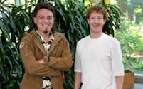 アンドゥリル創業者のパルマー・ラッキー氏㊧はメタのマーク・ザッカーバーグCEOと並ぶ写真をSNSに投稿した(ラッキー氏のXより)