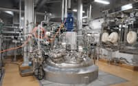 次世代の医薬品を生産する中外製薬の藤枝工場(2025年2月、静岡県藤枝市)