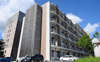 熊本大学が新設した半導体研究・教育棟(27日、熊本市)