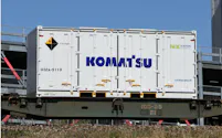 コマツの建設機械部品を運ぶ専用コンテナ