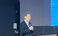 設立フォーラムで挨拶する金沢工大の大澤敏学長(4日、石川県野々市市)