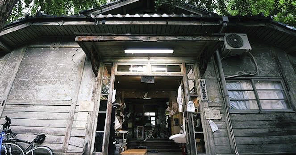 京都大学・吉田寮訴訟が和解 大阪高裁、寮生側が26年3月退去へ - 日本経済新聞