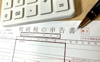 地価の上昇や株高で、一般家庭でも保有することが多い資産の価値は上昇傾向。相続税がかかるケースは増えている