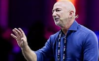 イタリアで開かれたテクノロジー関連のイベントに登壇したアマゾン創業者のジェフ・ベゾス氏=ロイター