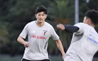 大けがから復帰したDF谷口は約1年ぶりの代表の舞台で存在感を示したい=共同