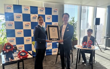 SBIはNFT画像の発行数がギネス世界記録として認定された(9日、大阪市)