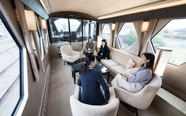 個室になっているスペーシアX6号車のコックピットスイート