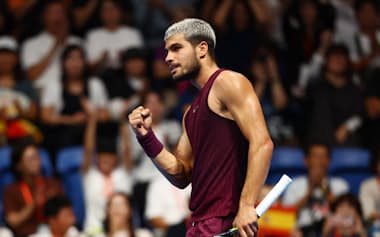 9月のジャパン・オープンで今季8勝目を飾ったアルカラス。「キャリア最高のシーズンを送れている」と語る=ロイター