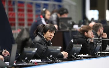 九州産業大学特任教授の吉岡伸彦は国際審判員として数々の試合を裁いてきた。採点基準について「物差しで『何センチ』と測れるようなものではないが、経験を積んだ審判はそれぞれ評価基準を持っている」と話す