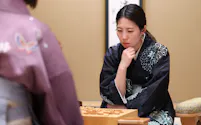 女流王座戦第1局で西山女流二冠を破った福間女流王座(22日、東京都文京区)