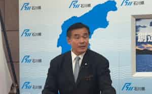 記者会見する石川県の馳浩知事(23日、石川県庁) 記者会見する石川県の馳浩知事(23日、石川県庁)