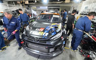 トヨタは新構造のスポーツ車をはじめてレースに出場させた(23日、岡山県美作市)
