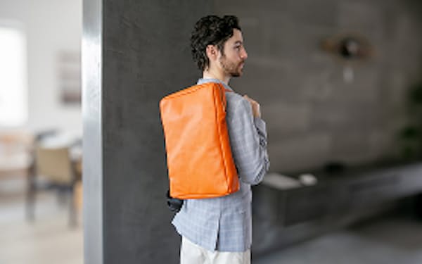 美しい撥水イタリアンレザーリュック