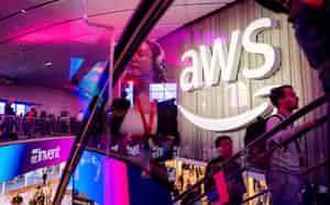 EUは安全保障に加えクラウドでも米国に依存するが、世界的プレーヤーになりたいなら米国との対立も恐れない政策の実行が必要だと筆者は指摘する=ロイター EUは安全保障に加えクラウドでも米国に依存するが、世界的プレーヤーになりたいなら米国との対立も恐れない政策の実行が必要だと筆者は指摘する=ロイター