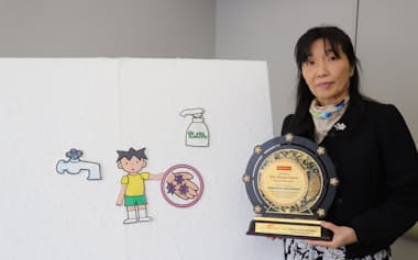 聖学院大学客員教授の田中正代さんは、パネルシアターの実践・普及で先駆的な取り組みを重ねてきた