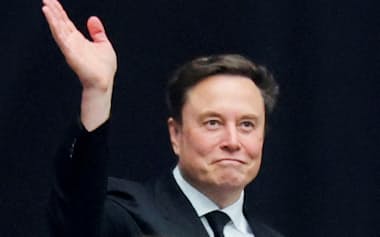 テスラのマスクCEOに対する1兆ドルの報酬案に投資家の反対が相次いでいる=ロイター