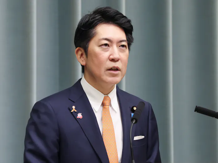 佐藤啓官房副長官が国会「出禁」3週間 政治資金の不記載、野党批判 - 日本経済新聞