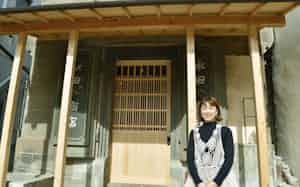 渡辺社長は「古き良きまちの風景を残したい」と話す(6日、沼津市) 渡辺社長は「古き良きまちの風景を残したい」と話す(6日、沼津市)