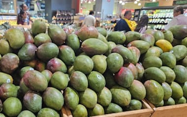 政策目標の上限とする4%を下回っているインフレ率(メキシコシティのスーパー)