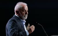 COP30で演説するルラ大統領(10日、ベレン)=ロイター
