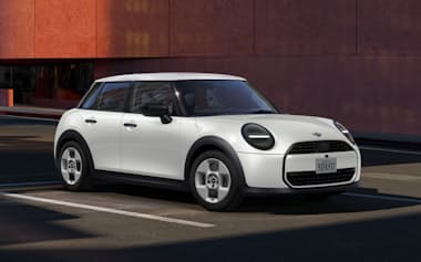 MINIの「ミニクーパー」5ドア仕様