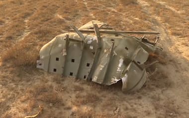 ジョージア領に墜落したトルコ軍輸送機の破片(11日)=ロイター(第三者提供)