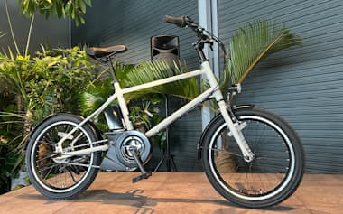 ヤマハ発動機の新型電動アシスト自転車「PAS CRAIG ALLEY」(12日、東京都港区)