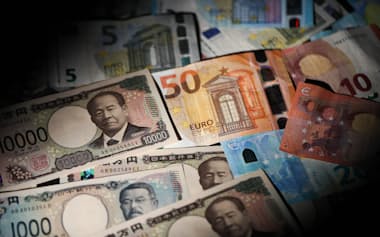外国為替市場でユーロの対円相場が上昇し、1ユーロ=180円台に迫っている