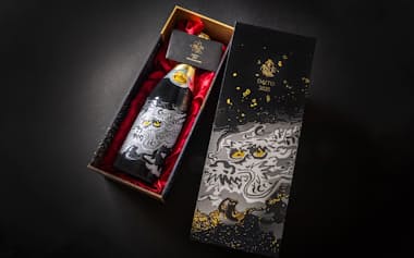 10周年を迎えた酔鯨酒造の最高級酒「DAITO2025」=同酒造提供