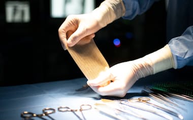 帝人が展開する心・血管修復パッチ「シンフォリウム」