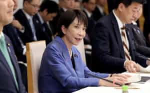 経済財政諮問会議に出席する高市首相 経済財政諮問会議に出席する高市首相