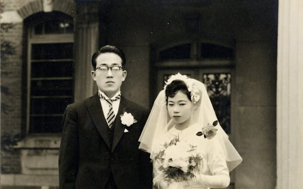 稲盛和夫 10 結婚 日本経済新聞 稲盛和夫 10 結婚 日本経済新聞