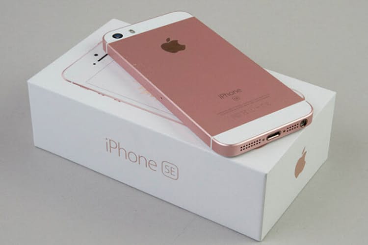 使って分かったiphone Seの がっかり Nikkei Style