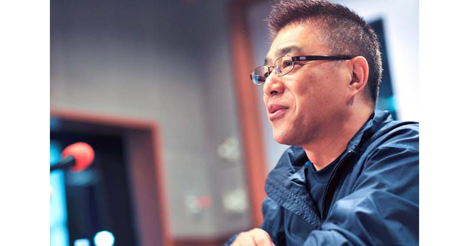 何でも野球に例えるオヤジ世代 カープ女子の反応は Nikkei Style 何でも野球に例えるオヤジ世代 カープ女子の反応は Nikkei Style